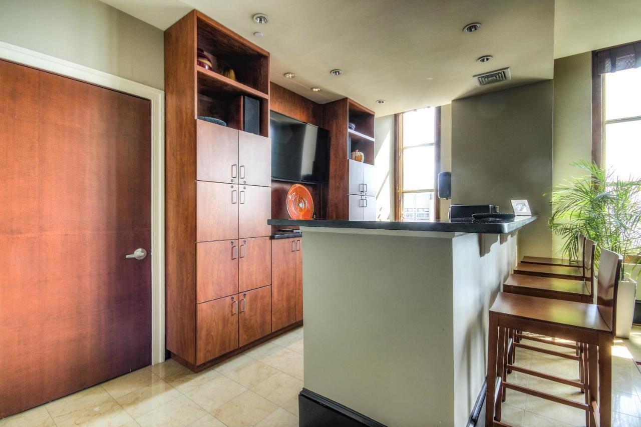 Chase Penthouse At 39 West Baltimore Inner Harbor Convention Center Free Indoor Parking One And Two Bedrooms Exterior foto